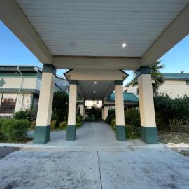 Super Inn And Suites，位于米利奇维尔的酒店