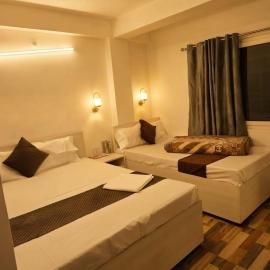 New Albatros Hotel