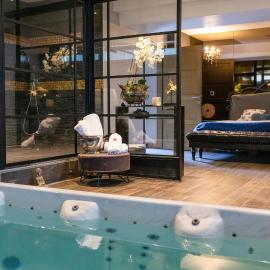 Suites Wellness à Sprimont - Logements avec jacuzzi pour 2 personnes，位于斯普里蒙的酒店