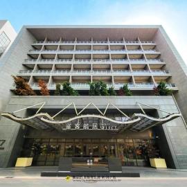 CHECK inn SELECT Taichung Dadun，位于台中市的酒店