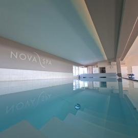 NOVAPARK Flugzeughotel Graz，位于格拉茨的酒店