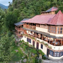 Orchard Huts，位于恰姆巴的酒店