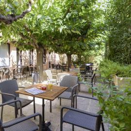 ibis Avignon Centre Pont De L'Europe,位于阿维尼翁的酒店