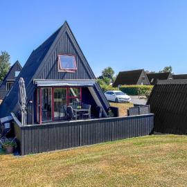Gorgeous Home In Farsø With Wifi，位于Farsø的酒店