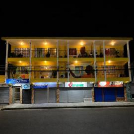 Hotel Miami CR,位于利蒙港的酒店