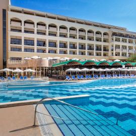 SOL by Meliá Nessebar Bay All Inclusive，位于内塞伯尔的酒店