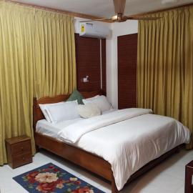 Sunset Banana Beach Resort，位于Prampram的酒店