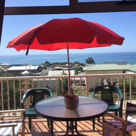 Penguin Seaside Homestay，位于彭古因的酒店