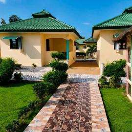 Nima Resort et Suites，位于Mandanou的酒店