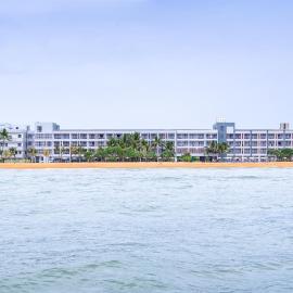Jie Jie Beach Hotel，位于瓦都瓦的酒店