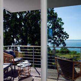 Sassnitz - Modernisiert, Meerblick, Spa - Sauna, Fitness, Kamin - FeWo Tag am Meer，位于萨斯尼茨的酒店