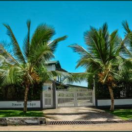 DOMAINE MONT-REPOS de Kribi，位于克里比的酒店