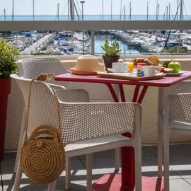 ibis budget Menton Bord de Mer,位于芒通的酒店