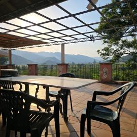 Holiday House Taormina，位于特拉皮泰罗的酒店