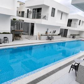Perfect Holiday Hotel - Abidjan，位于阿比让的酒店