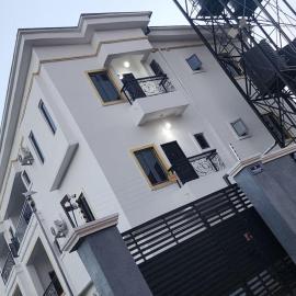 Barron Star Hotel and Apartment，位于Amobia的酒店