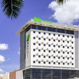 Ibis Styles Merida Galerias，位于梅里达的酒店