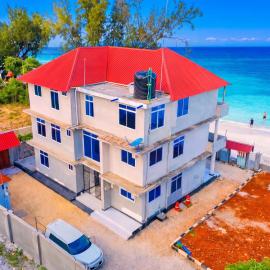 Uroa Beachfront 2BR Apartment with Sea View