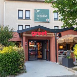 greet Hotel Massieux Lyon Nord by All Accor，位于马西约的酒店