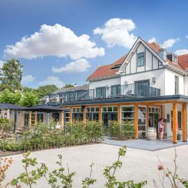 Romantik Badhotel Renesse，位于雷讷瑟的酒店