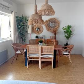 Empa Residence with private pool，位于Emba的酒店