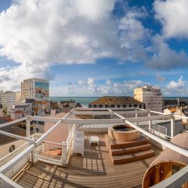 Hôtel Arc en Ciel et SPA Les Sables d'Olonne，位于莱萨布勒-多洛讷的酒店