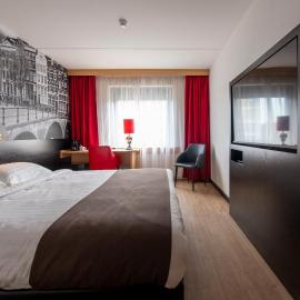 Bastion Hotel Heerlen,位于海尔伦的酒店