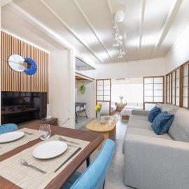 6 Beds Up to 14 12 min to Nagoya Sta，位于名古屋的酒店