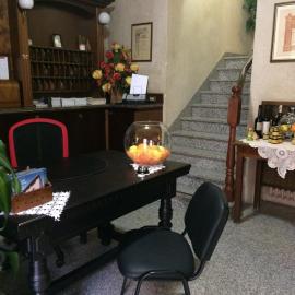 Albergo Stella，位于托莱的酒店