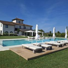 Tenuta Asmara Luxury Resort，位于圣米尼亚托的酒店