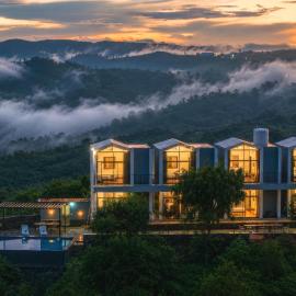 VANVASS - A Forest Resort By Rovers