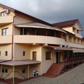 Hotel Martisorul，位于卡奇卡的酒店