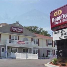 Hometown Inn & Suites，位于斯科洛韦尔的酒店