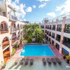 Hotel Doralba Inn，位于梅里达的酒店