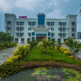 Hotel Amil，位于Rājapālaiyam的酒店