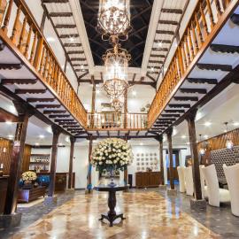Felicia Hotel & Suites，位于昆卡的酒店