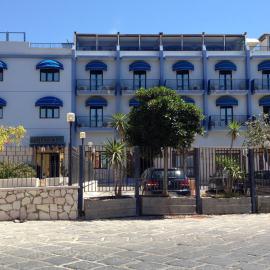 Hotel Al Faro，位于利卡塔的酒店