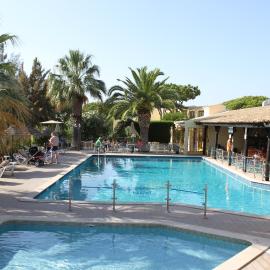 Hotel Pinhal do Sol，位于奎特里拉的酒店
