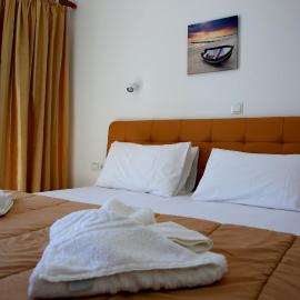 Kappatos Studios & Apartments，位于拉瑟的酒店