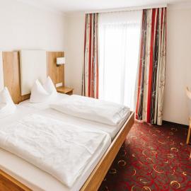 Hotel garni Fuchs，位于埃赫施塔特的酒店