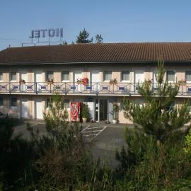 Riv'Hotel，位于马勒维尔的酒店