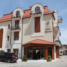 Hotel Rydzewski，位于厄尔科的酒店