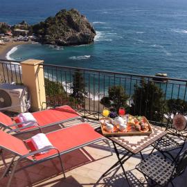 Jonic Hotel Mazzarò，位于陶尔米纳的酒店