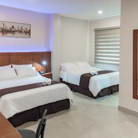 Hotel La Ría Durán，位于Durán的酒店