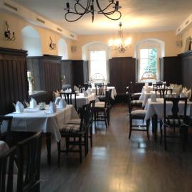 bei Zwillings Hotel & Restaurant，位于希尔伯斯多夫的酒店