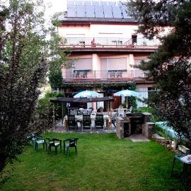 Hotel Martinez，位于普奇塞达的酒店