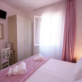 Albergo Dei 10 Colori，位于普罗基奥的酒店