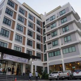 The Sita Princess，位于武里南的酒店