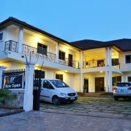 Eden Vale Hotel，位于Ajiringano的酒店