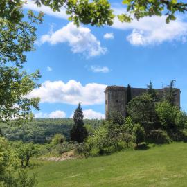 Agriturismo Castello Di Belforte，位于托迪的酒店